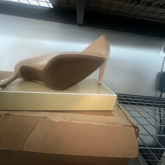 Michael Kors Nude Heels - Picture 2 of 2